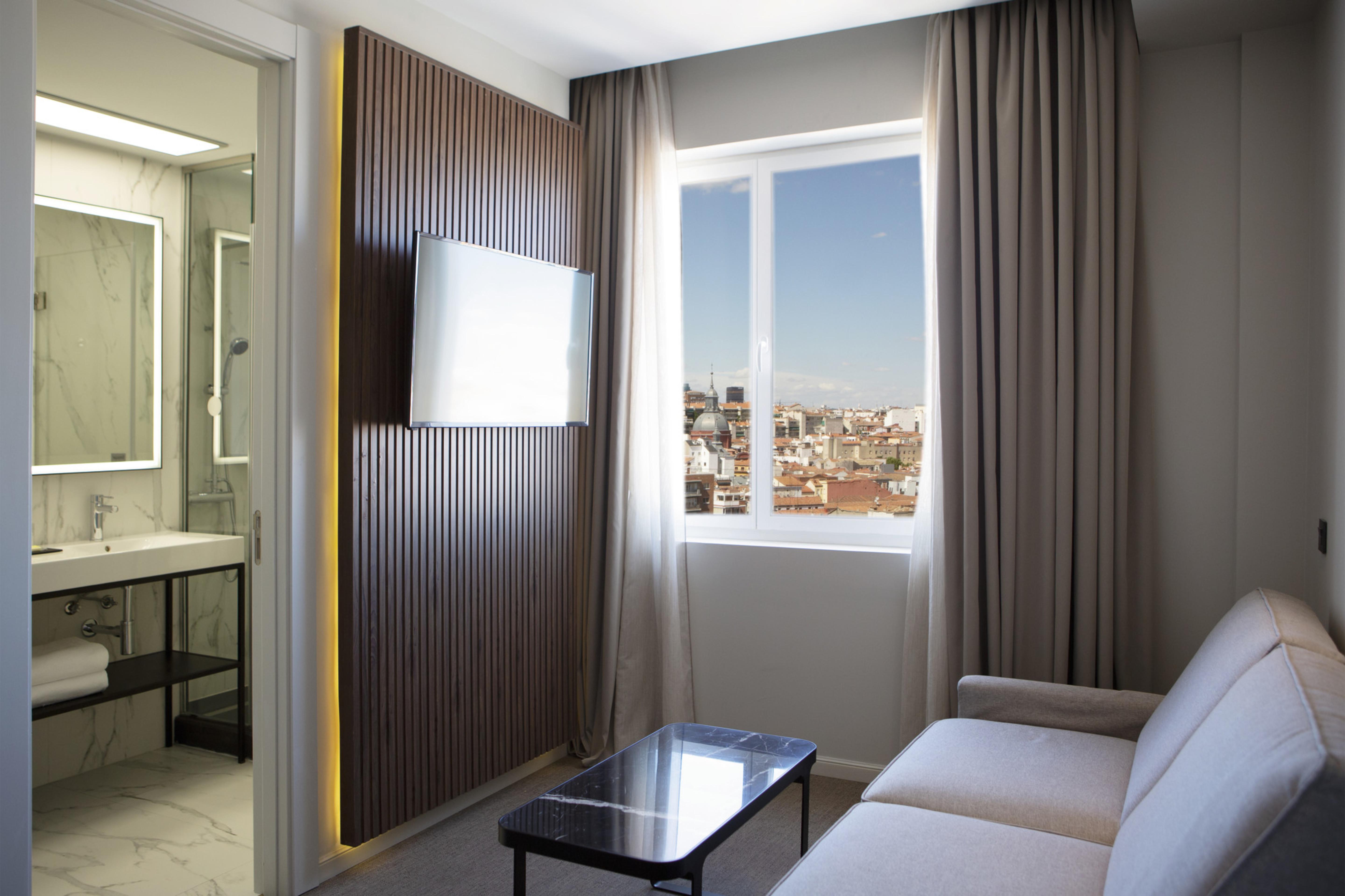 Riu Plaza Espana Madrid Bagian luar foto